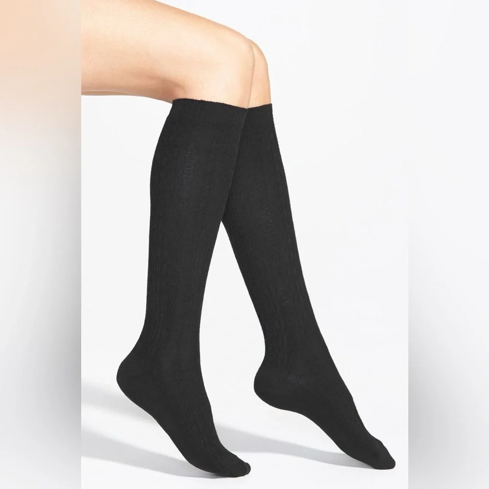 HUE CABLE KNIT RIB KNEE HIGH SOCKS BLACK OS NWT